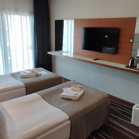 Cihangir Bosphorus Hotel 4*