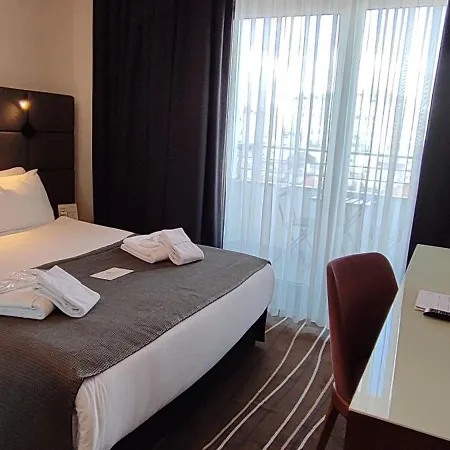 Cihangir Bosphorus Hotel 4*
