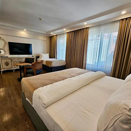 Hotel Almadina