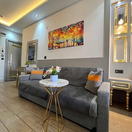 Taksim Larissa 2* Istanboel