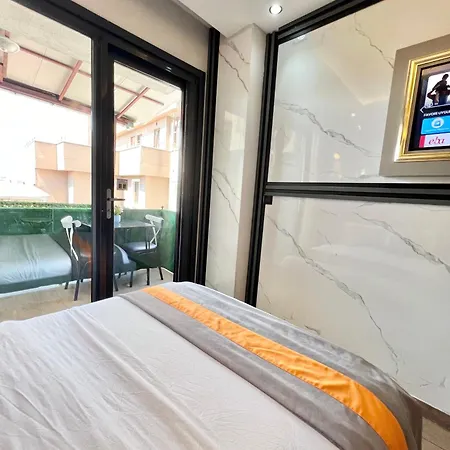 Taksim Larissa