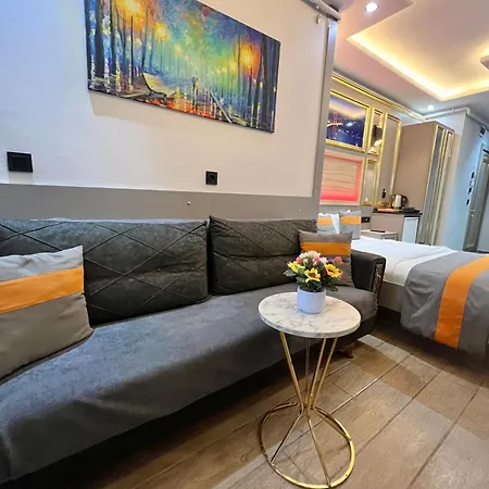 Taksim Larissa Aparthotel
