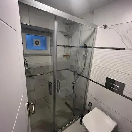 Apartment Charming With Fast Wifi And Ac Near Nisantasi And Taksim #101 *
