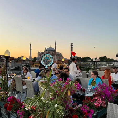 Hotel The Byzantium &