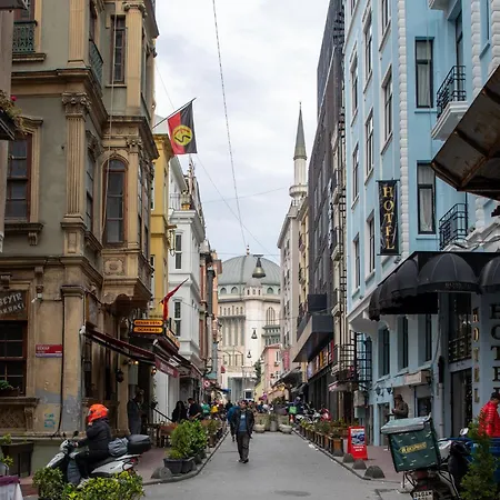 Taksim Blue