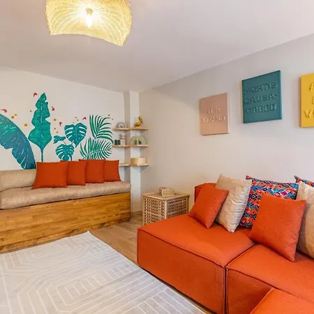 Appartamento Gorgeous House With Refreshing Garden In Besiktas Provincia di Istanbul