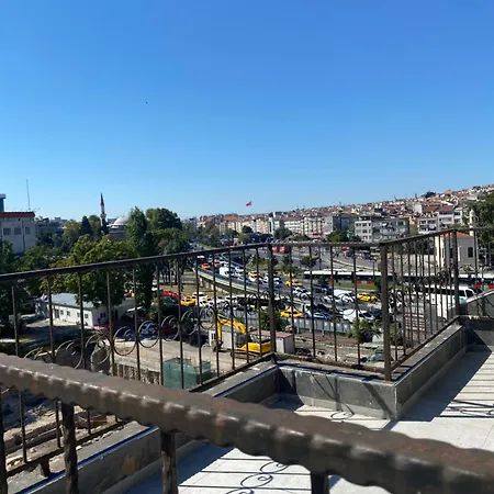 Hotel Real Life 2*