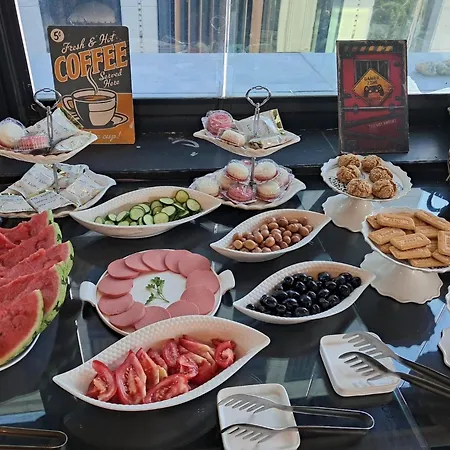 Napolyon Hotell 3*