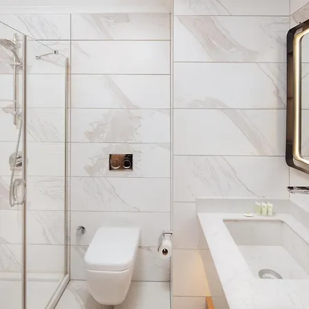 Otel By Marriott Atasehir 4*