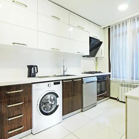 Apartment Excellent *