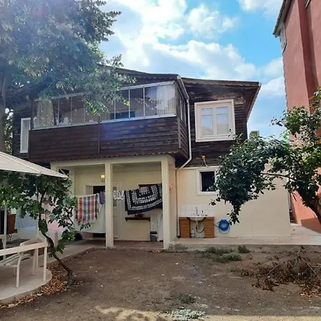 Villa Charming Anatolian House In Cengelkoey