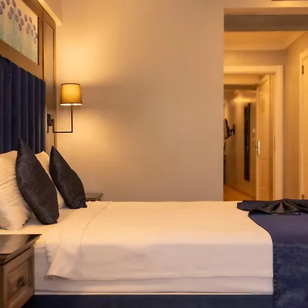 Hotel Farina By Cigno 4*