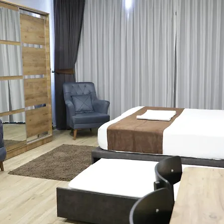 Tavra Daltaban * Istanbul