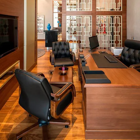 Sheraton Grand Atasehir 5*