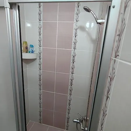 Nur Home1 Abuzer Yegin