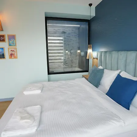 Dream House 22 * Istanbul
