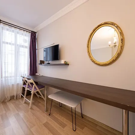 Deluxe Apart By Frame Apartment