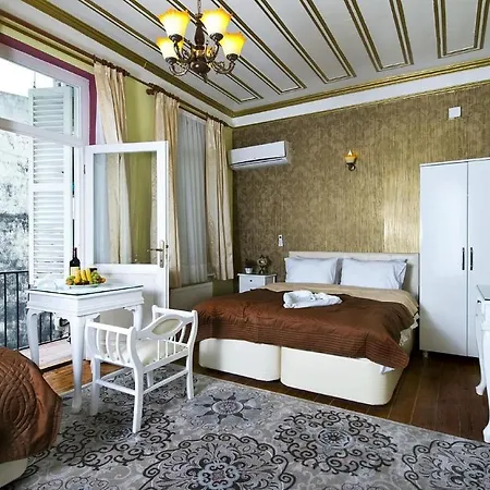 Deluxe With Balcony *