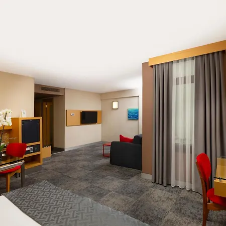 Nippon Hotel 4*