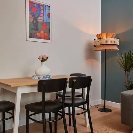Charming 3br 2bath Ac In Center - Santur D8 Apartment Istanbul