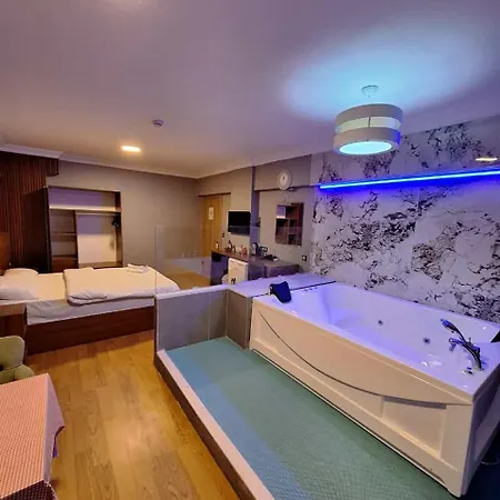 Apartahotel Emsa Maltepedeki Eviniz Estambul