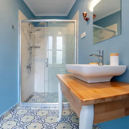 Cezayir Hotel Istanbul