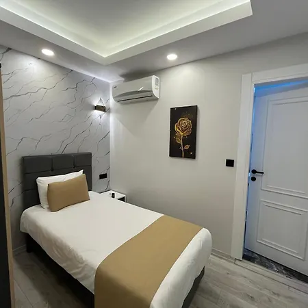 Aparthotel White Palace Halic