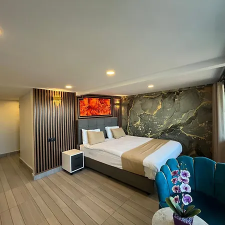 Aparthotel White Palace Halic *