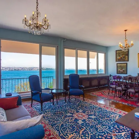 Waterfront Penthouse With A Stunning View Stambuł