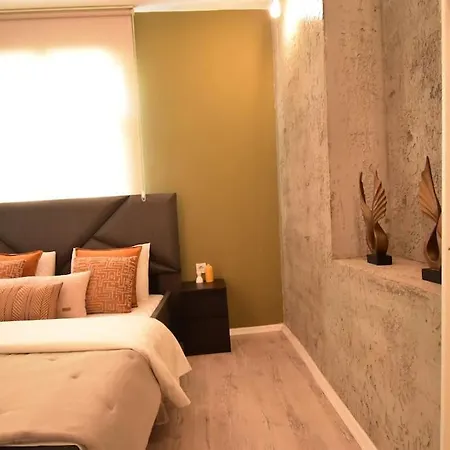Villa Stunning 6br 4bath Near Tram Istanbul