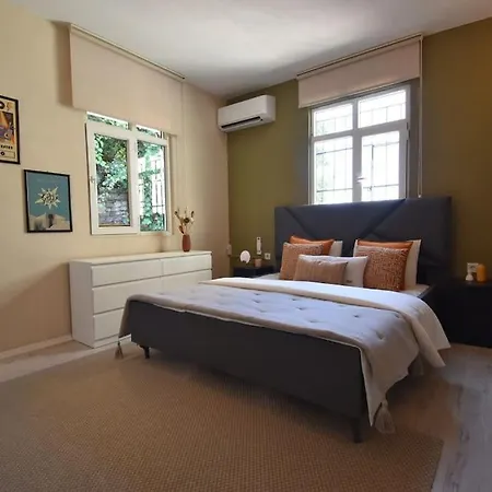 Stunning 6br 4bath Near Tram * Istanbul