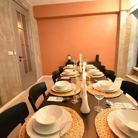 Stunning 6br 4bath Near Tram * Istanbul