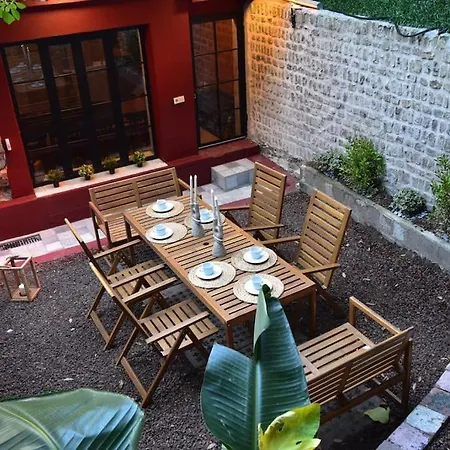 Stunning 6br 4bath Near Tram Villa *