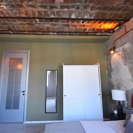 Stunning 6br 4bath Near Tram Villa *