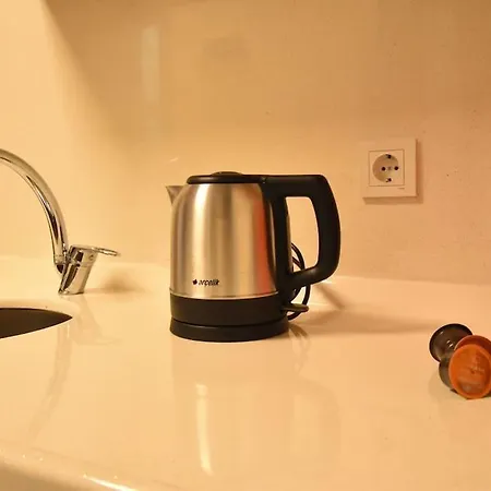 Stunning 6br 4bath Near Tram * Istanbul