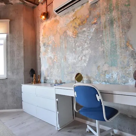 Stunning 6br 4bath Near Tram Istanbul