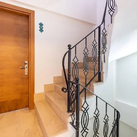 Cobblestone Dream Apartment *