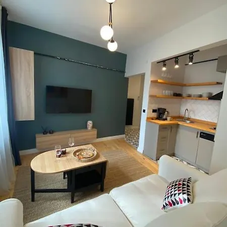 Stunning Near Metro - Degirmen 64 Apartamento Estambul