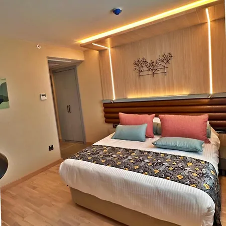 Sapphire Estambul