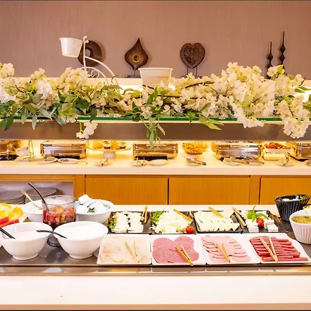 Ramada By Wyndham Alibeykoy Otel 4*