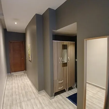 Mayata Gallery Aparthotel