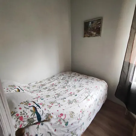 Sweet Apartment *