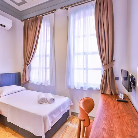 Va Mansion Отель *