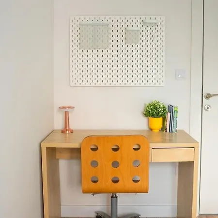 Cozy Flat In Kadikoey 2br New Hou Stambuł