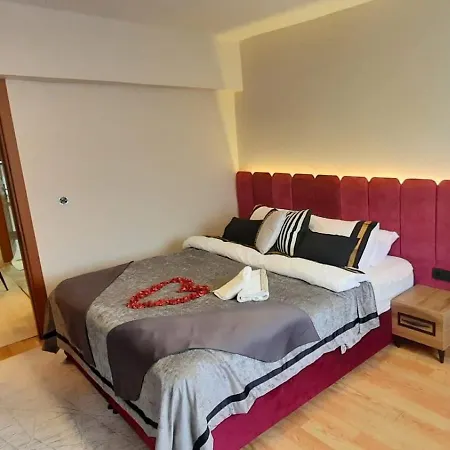 Findikzade Seaside Flats In Lively Fatih Area Very Near Metro And Tourist Sights Istanbul