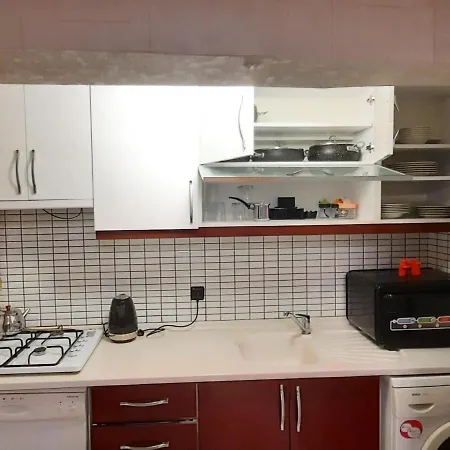 Findikzade Seaside Flats In Lively Fatih Area Very Near Metro And Tourist Sights