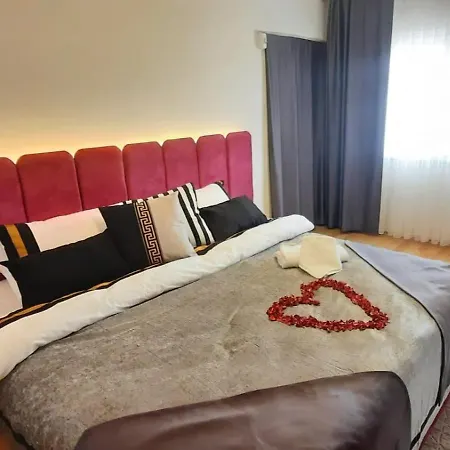 Apartment Findikzade Seaside Flats In Lively Fatih Area Very Near Metro And Tourist Sights *