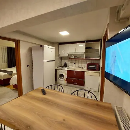 Apartment Findikzade Seaside Flats In Lively Fatih Area Very Near Metro And Tourist Sights *