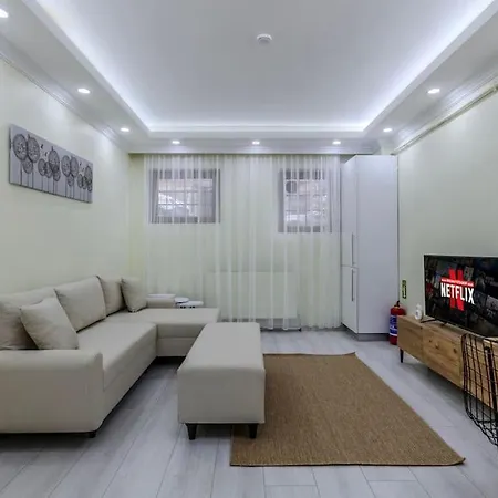 Fatih'te Yeni 3 Odali No 1 Apartment