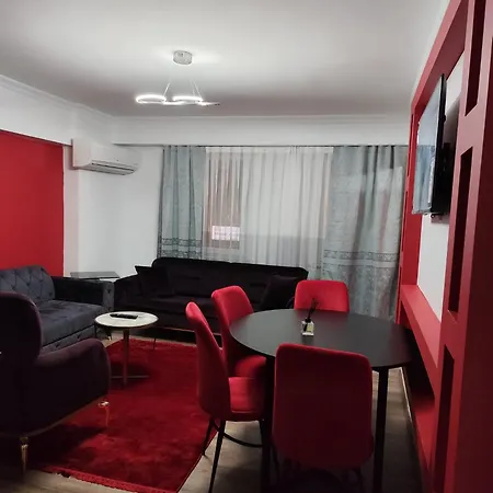 The Sweet Building Esso Apartment *